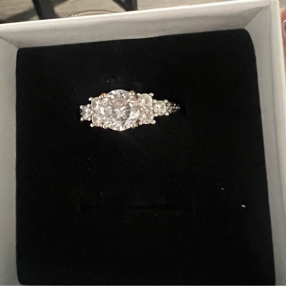 14K White Gold Spinel Ring